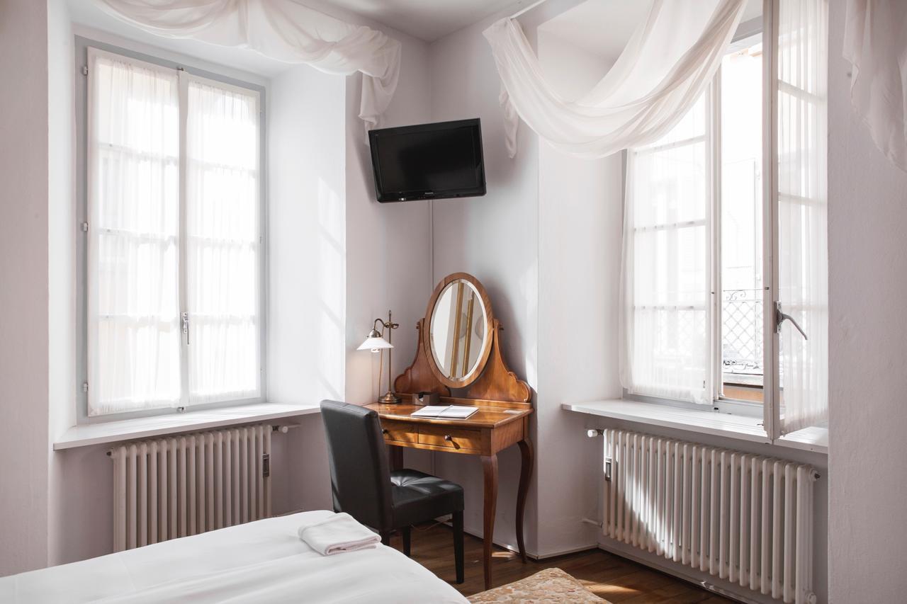 Caffe Dell'Arte Boutique Rooms Locarno Bagian luar foto