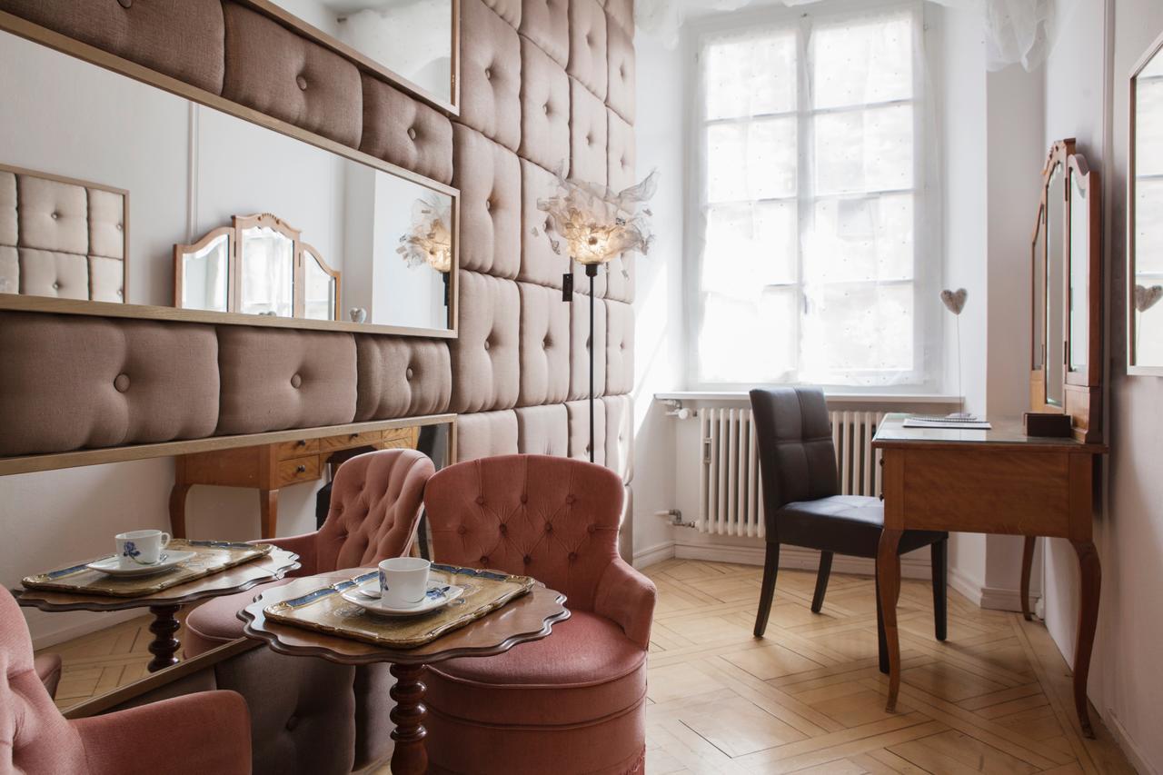 Caffe Dell'Arte Boutique Rooms Locarno Bagian luar foto